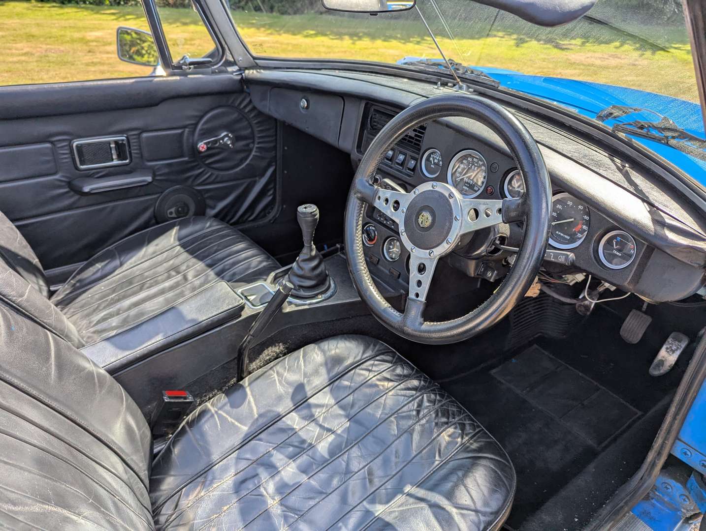 <p>1979 MG B ROADSTER</p>