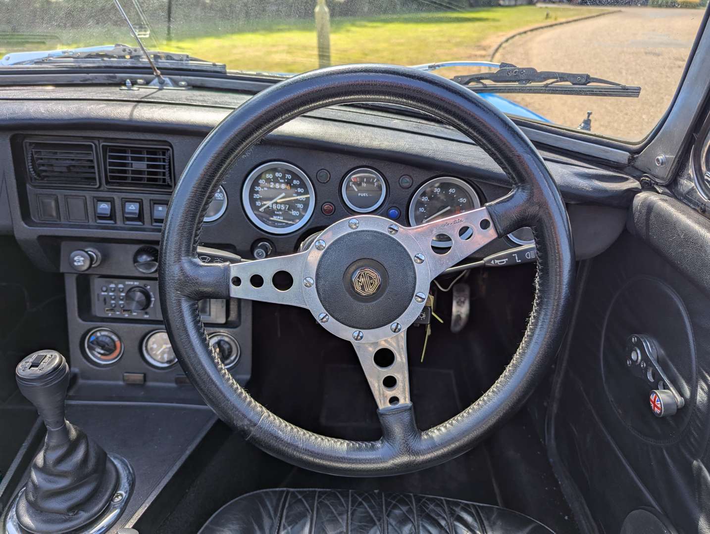 <p>1979 MG B ROADSTER</p>