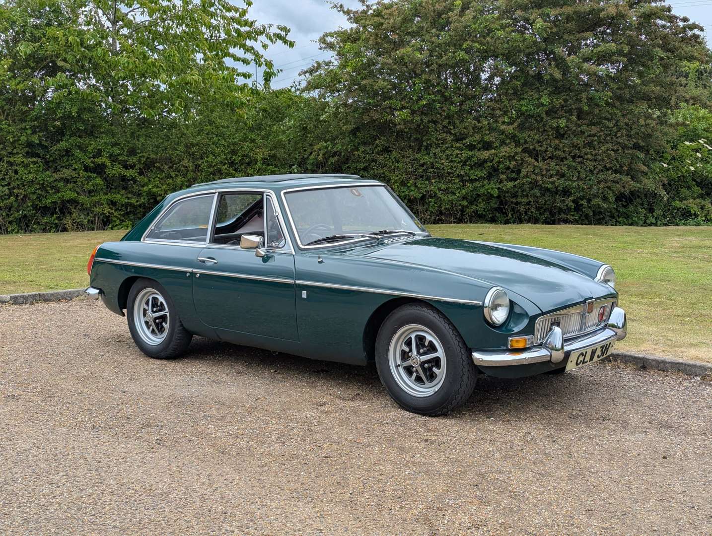 <p>1970 MG B GT</p>