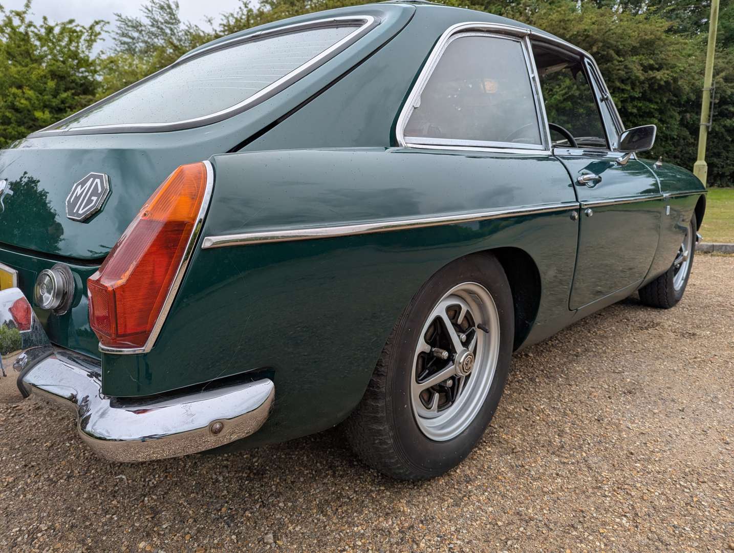 <p>1970 MG B GT</p>