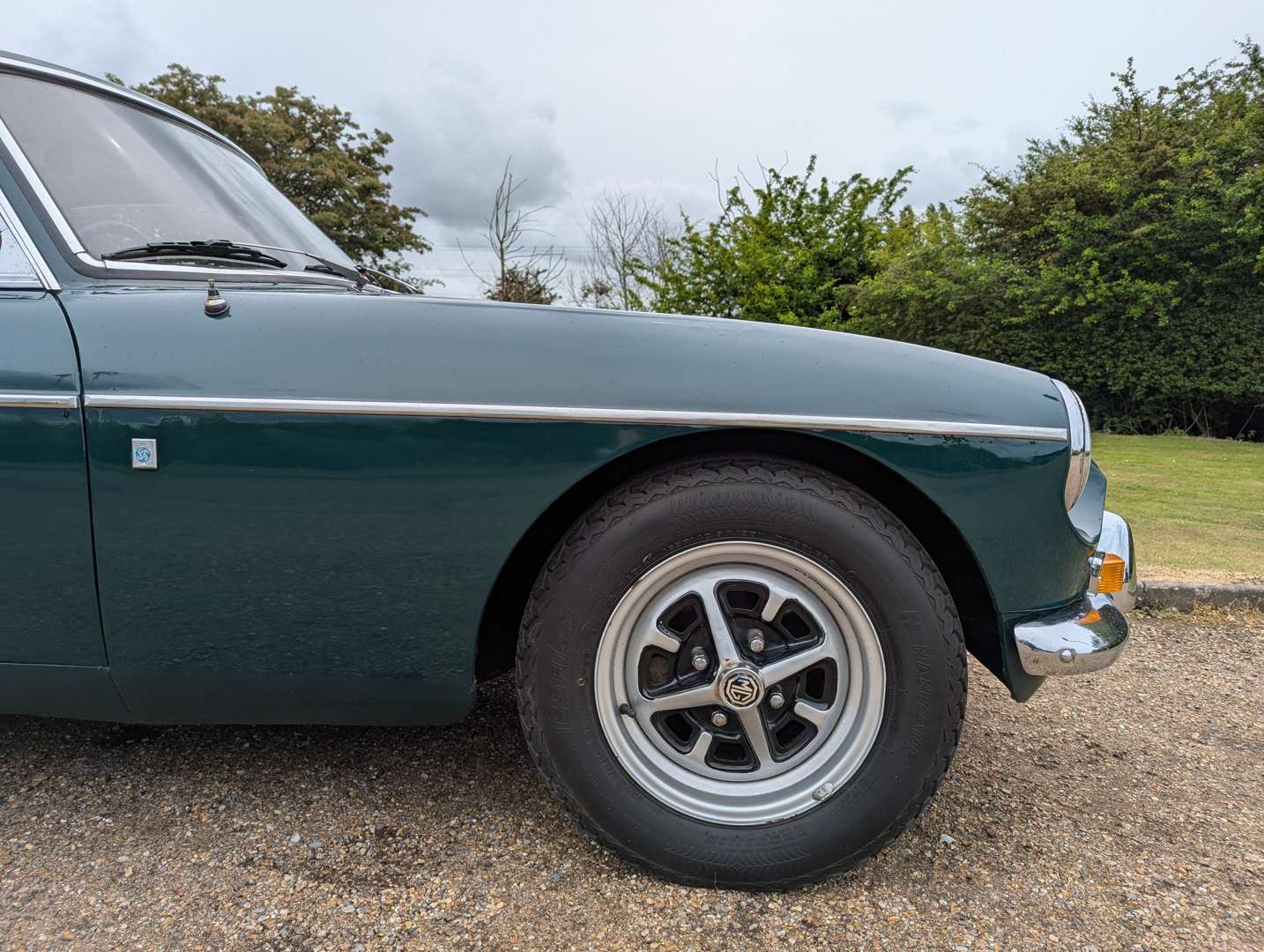 <p>1970 MG B GT</p>