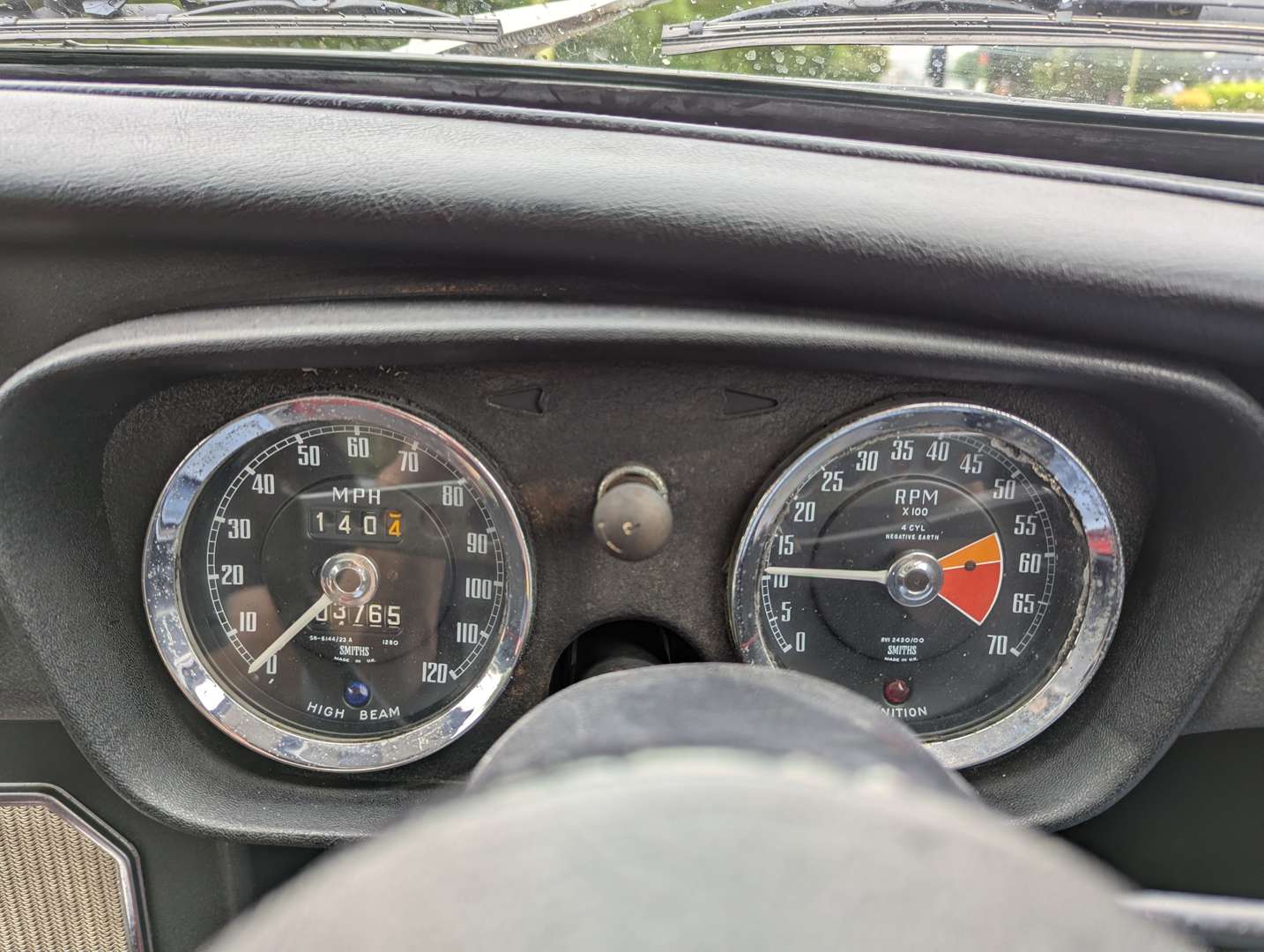 <p>1970 MG B GT</p>