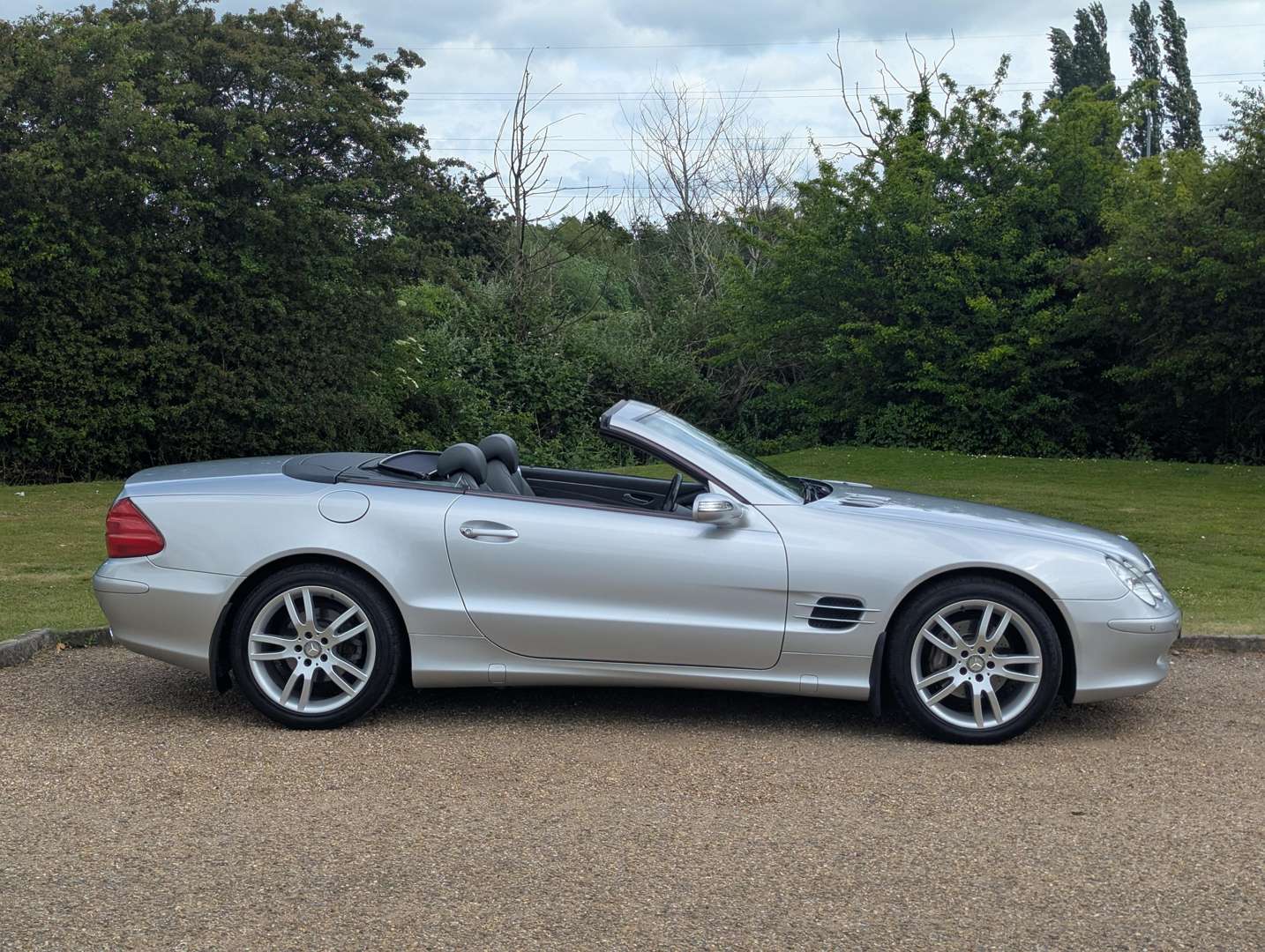 <p>2005 MERCEDES SL 350 AUTO</p>