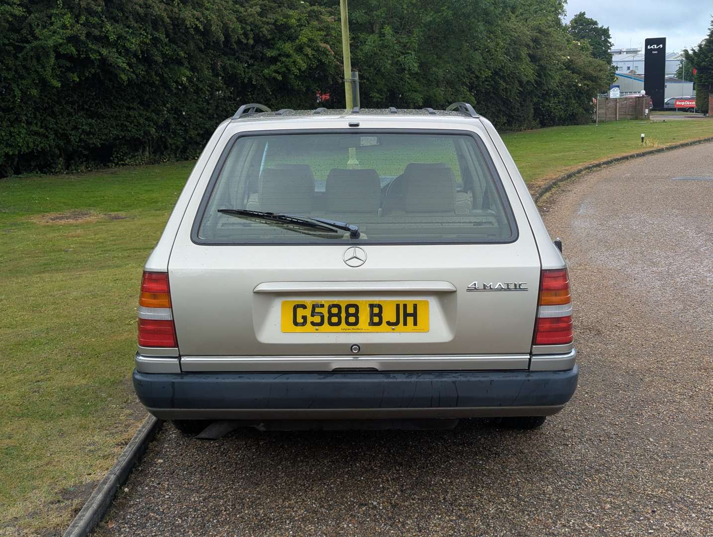 <p>1990 MERCEDES W124 300 TE 4MATIC (4WD) ESTATE AUTO</p>
