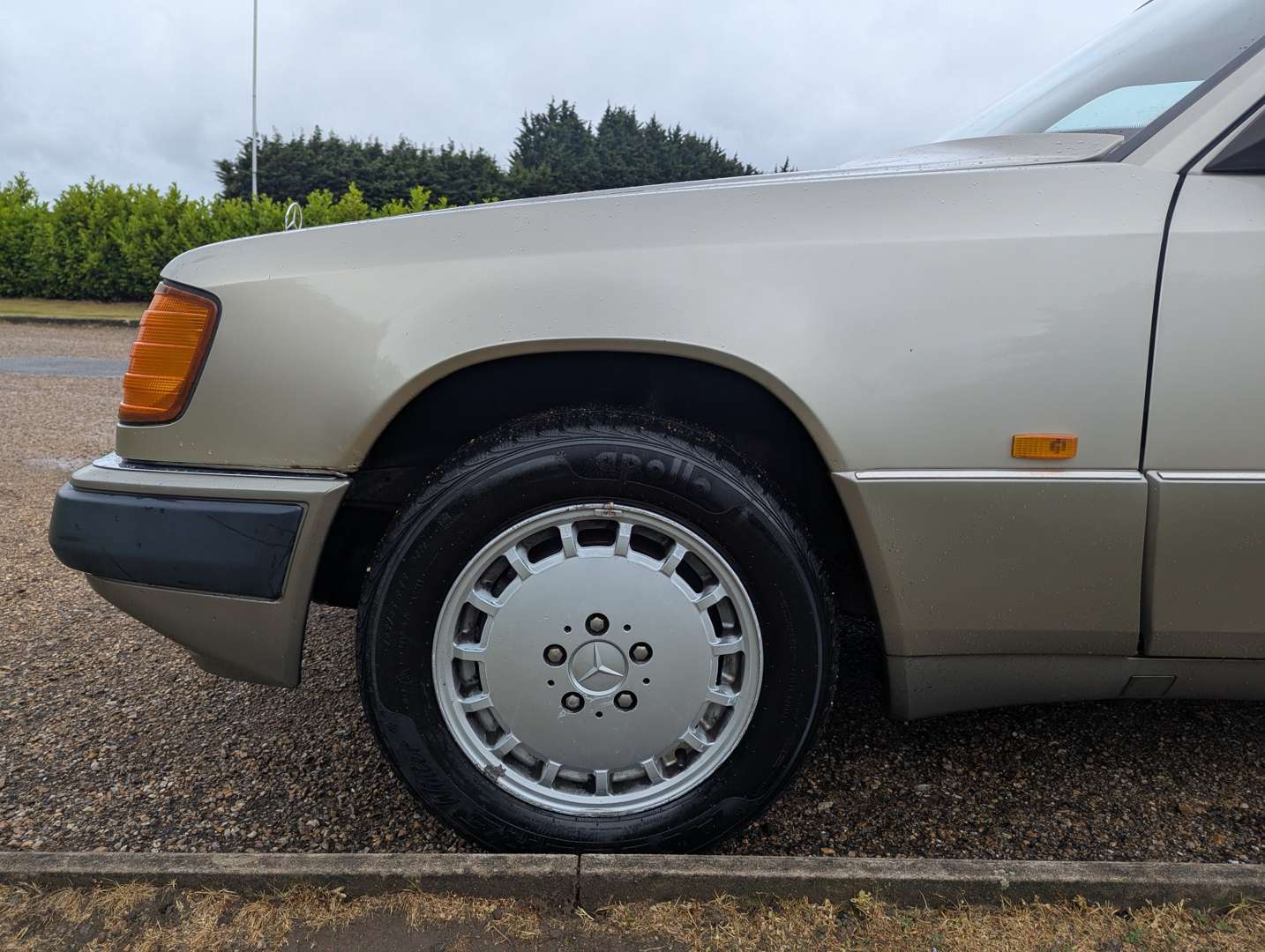 <p>1990 MERCEDES W124 300 TE 4MATIC (4WD) ESTATE AUTO</p>