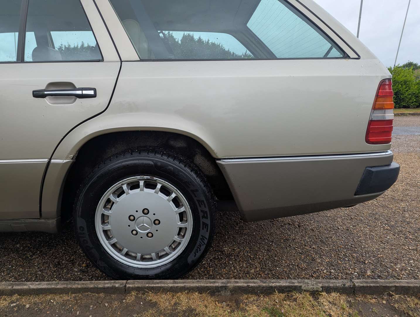 <p>1990 MERCEDES W124 300 TE 4MATIC (4WD) ESTATE AUTO</p>