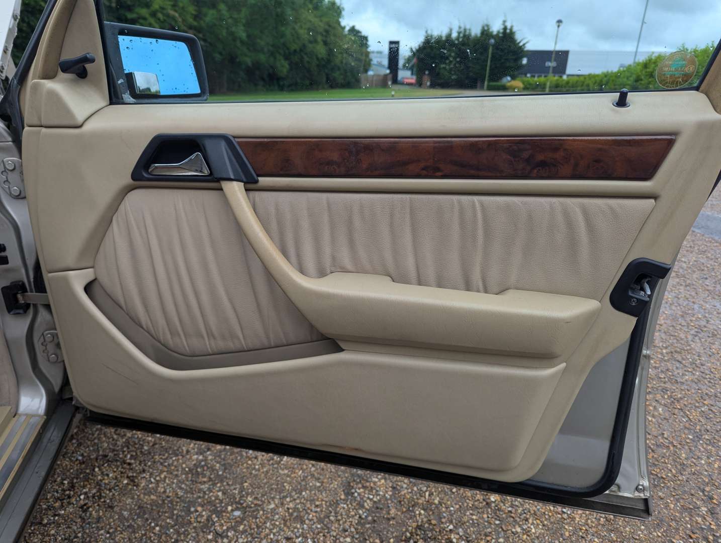 <p>1990 MERCEDES W124 300 TE 4MATIC (4WD) ESTATE AUTO</p>
