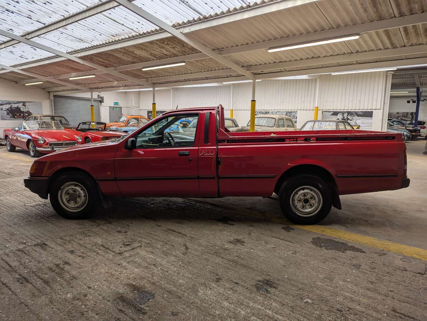 <p>1990 FORD P100 2.0</p>