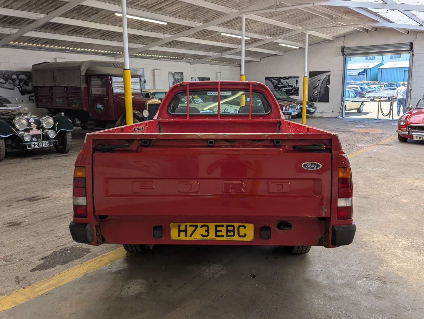<p>1990 FORD P100 2.0</p>