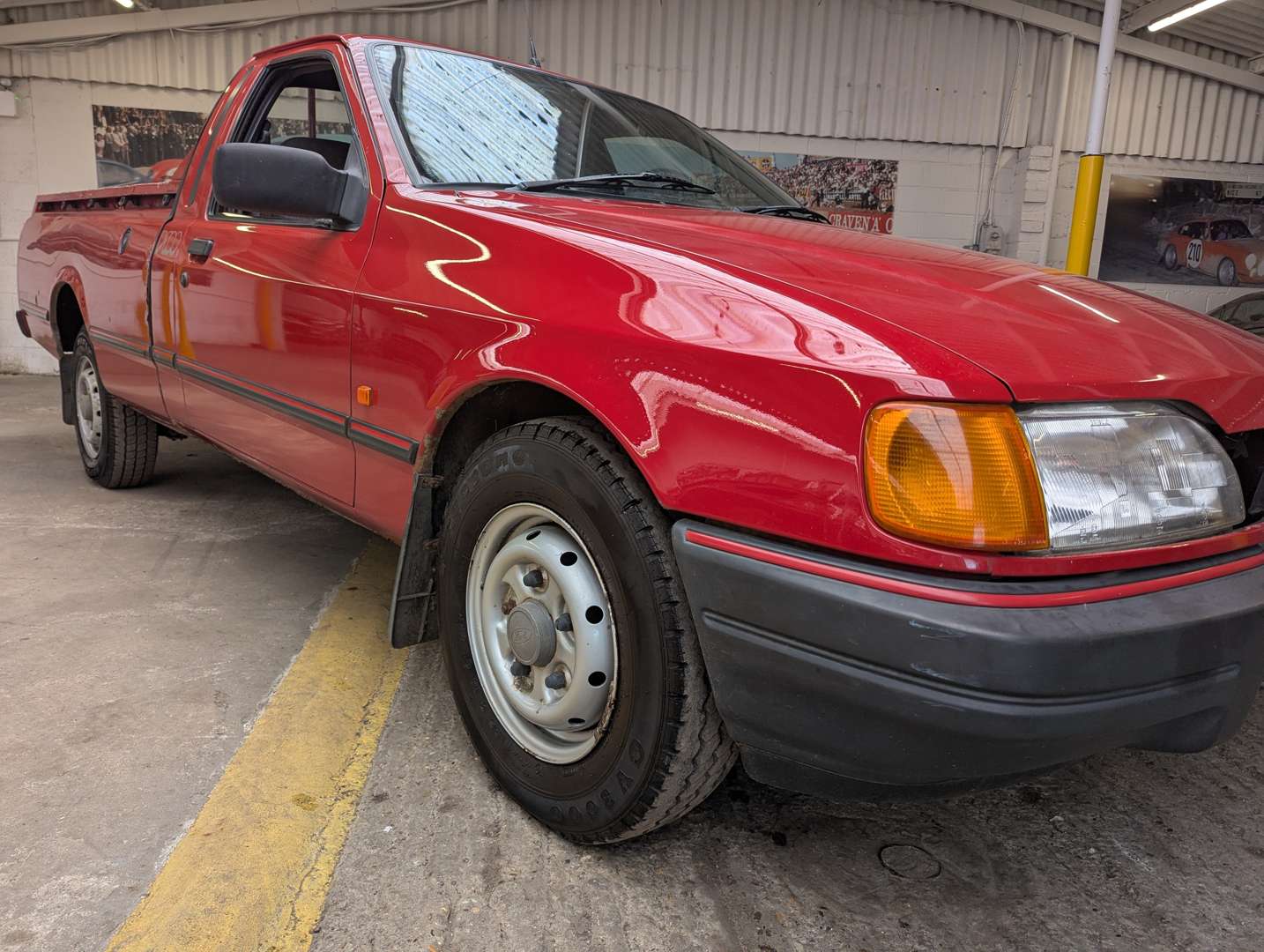 <p>1990 FORD P100 2.0</p>