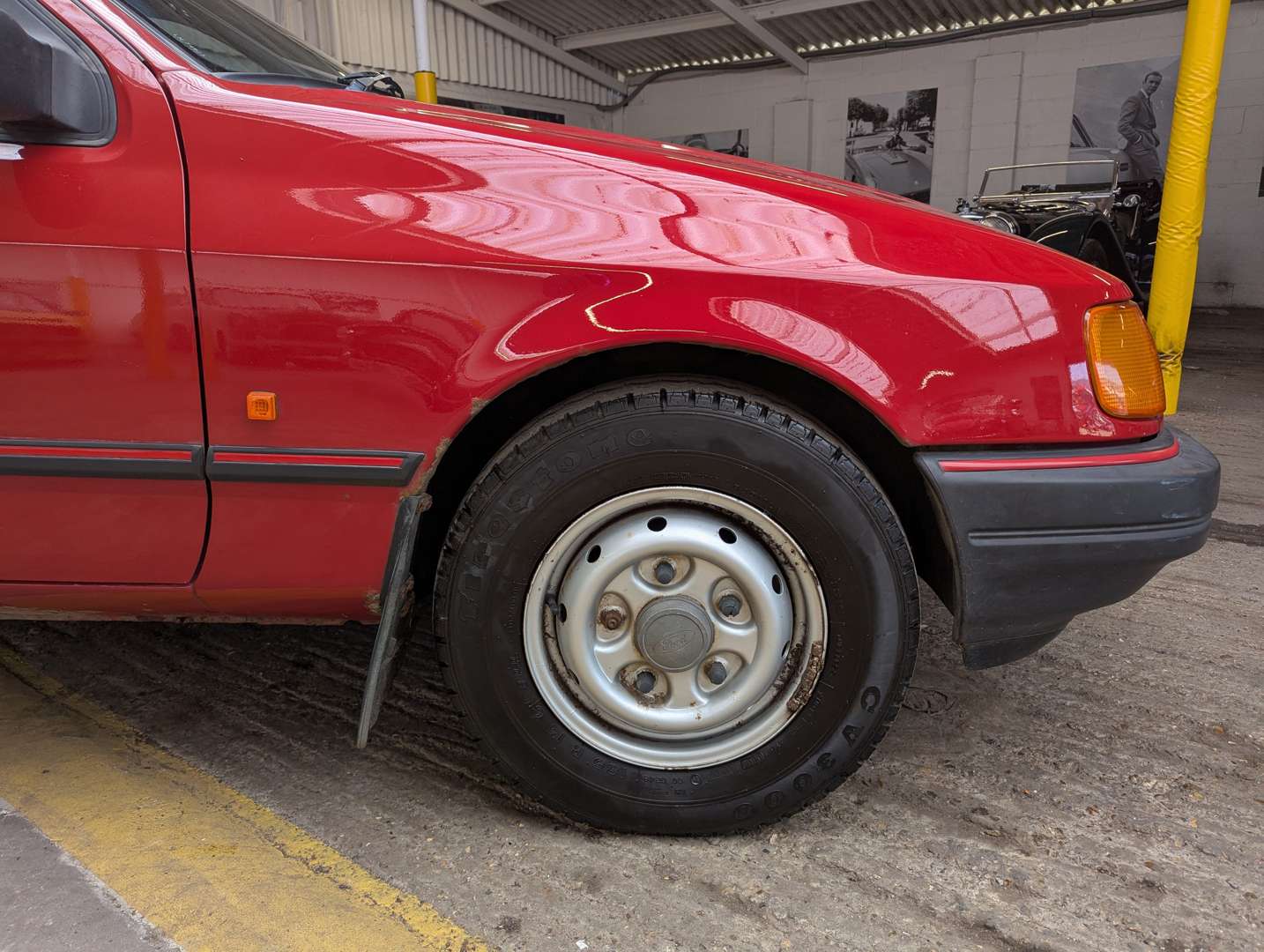 <p>1990 FORD P100 2.0</p>