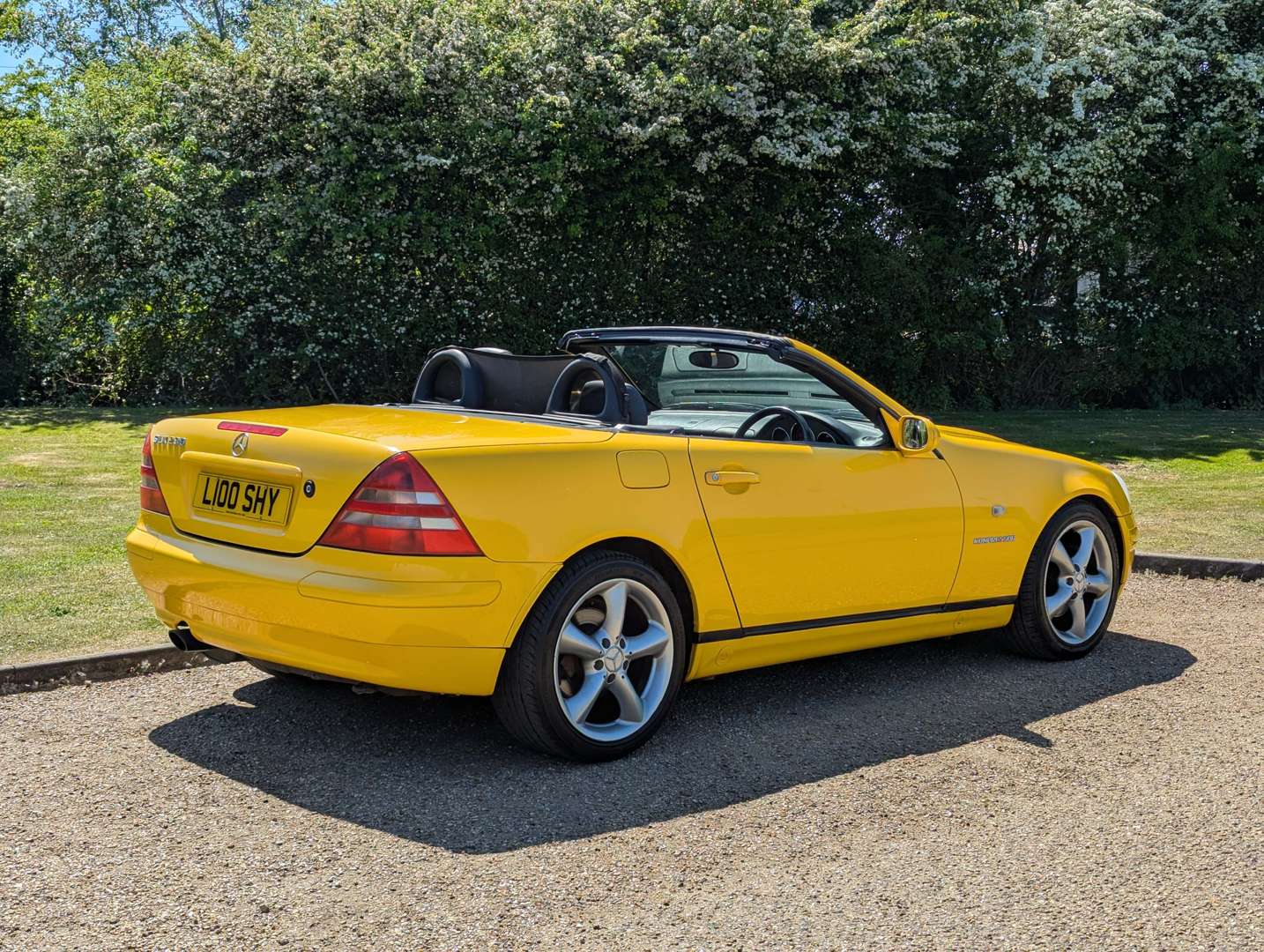 <p>1997 MERCEDES SLK 230 KOMPRESSOR AUTO</p>