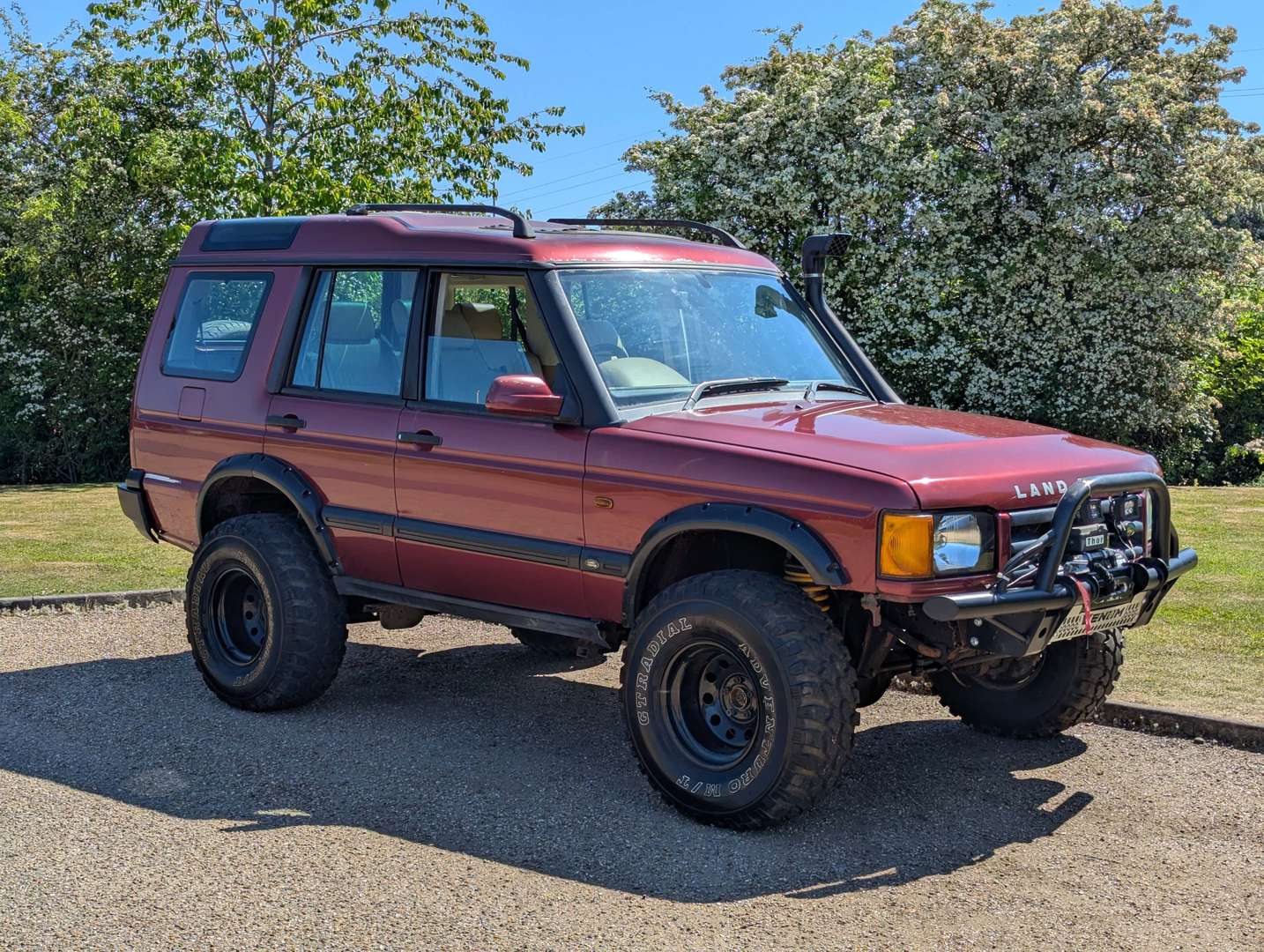 <p>2000 LAND ROVER DISCOVERY TD5 ES AUTO</p>