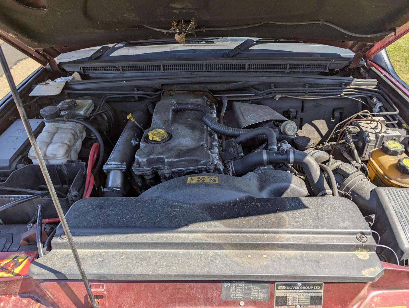 <p>2000 LAND ROVER DISCOVERY TD5 ES AUTO</p>