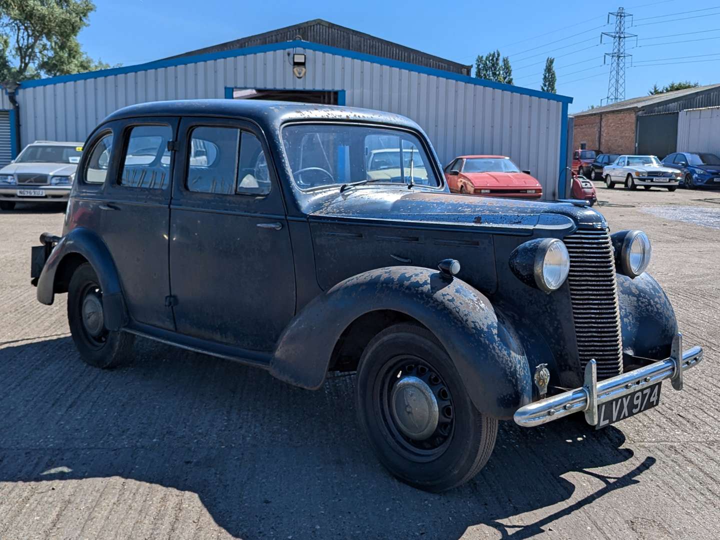 <p>1947 VAUXHALL 14 HP</p>