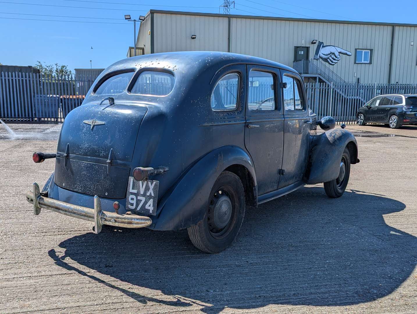 <p>1947 VAUXHALL 14 HP</p>