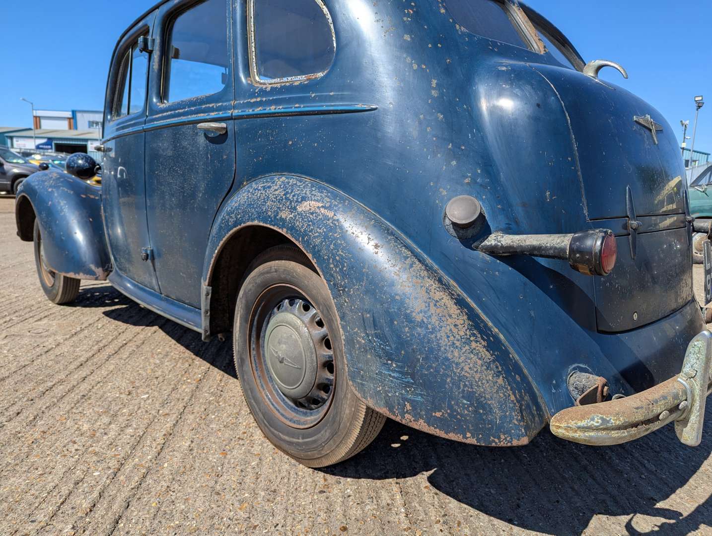 <p>1947 VAUXHALL 14 HP</p>