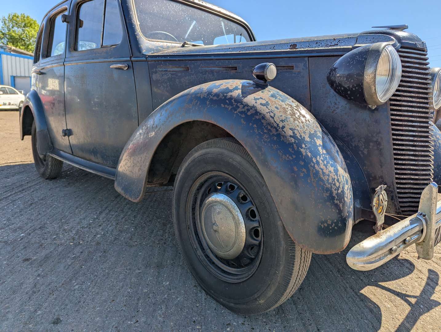<p>1947 VAUXHALL 14 HP</p>