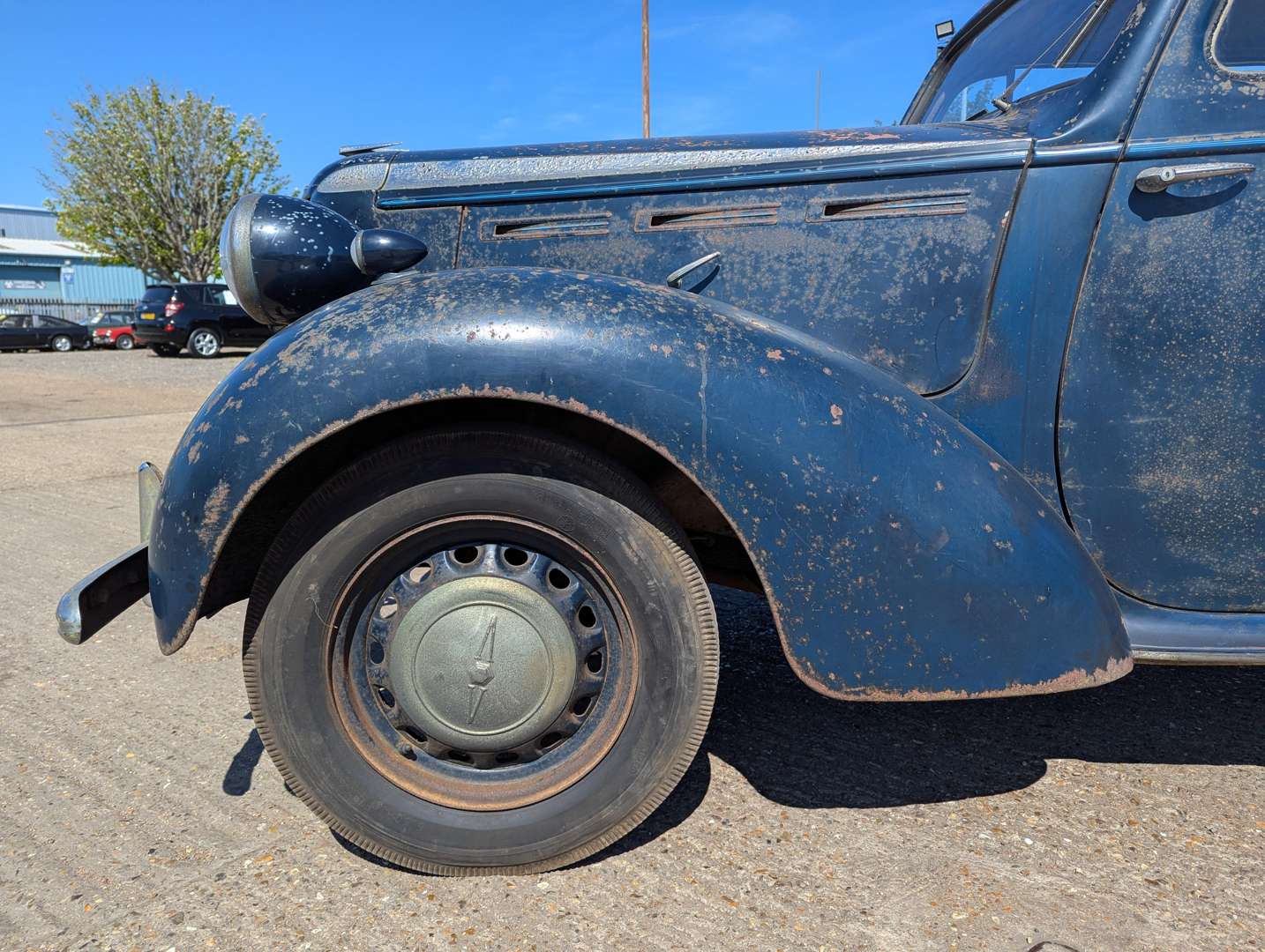 <p>1947 VAUXHALL 14 HP</p>