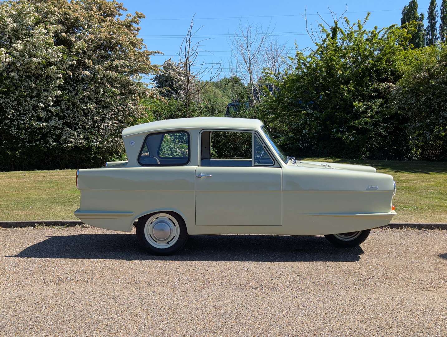 <p>1968 RELIANT REGAL 3/25 DELUXE</p>