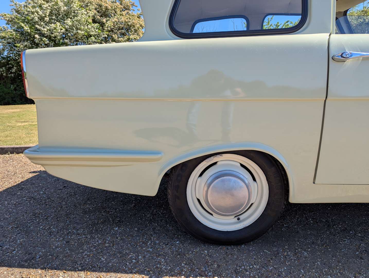 <p>1968 RELIANT REGAL 3/25 DELUXE</p>
