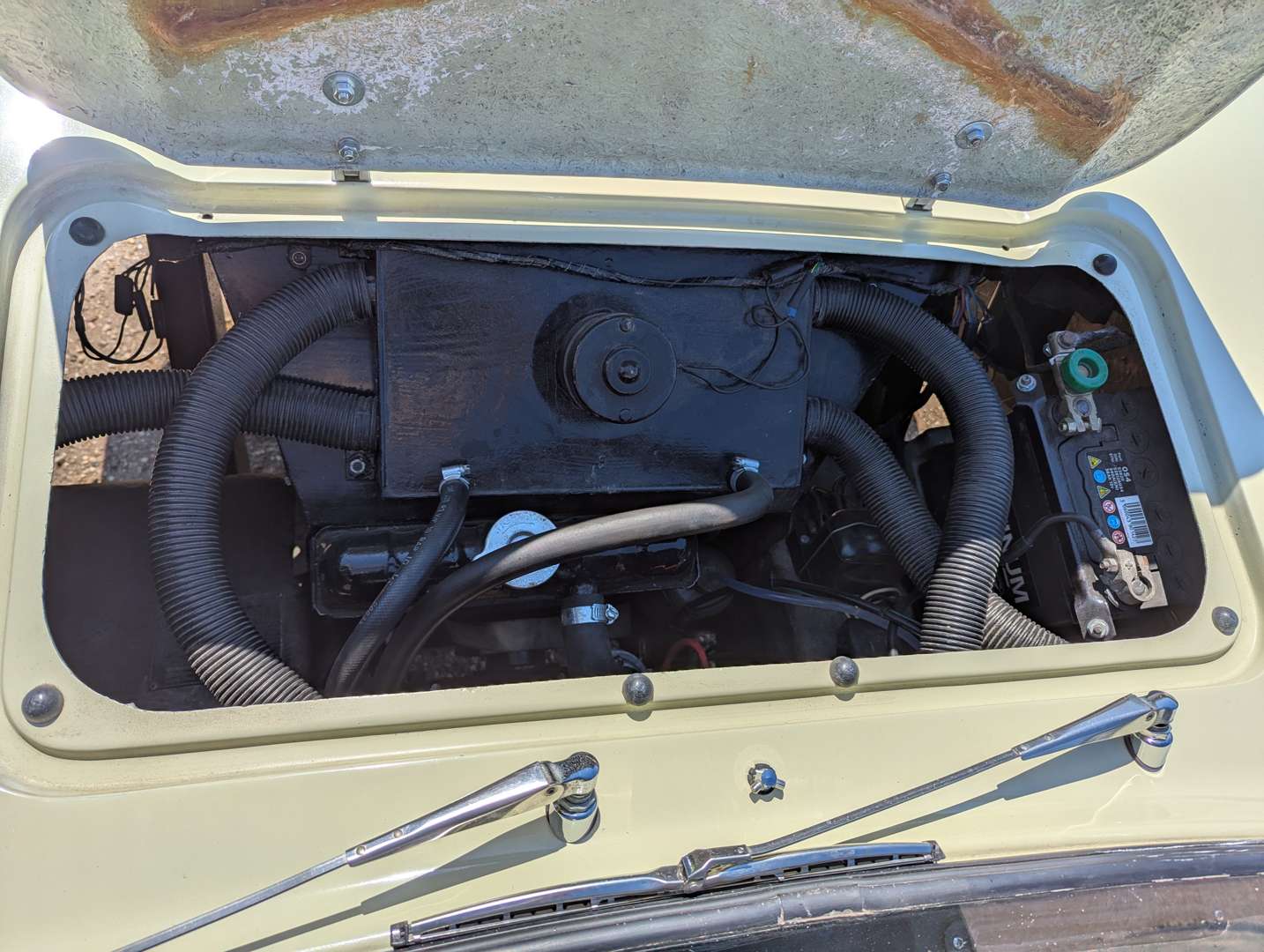 <p>1968 RELIANT REGAL 3/25 DELUXE</p>