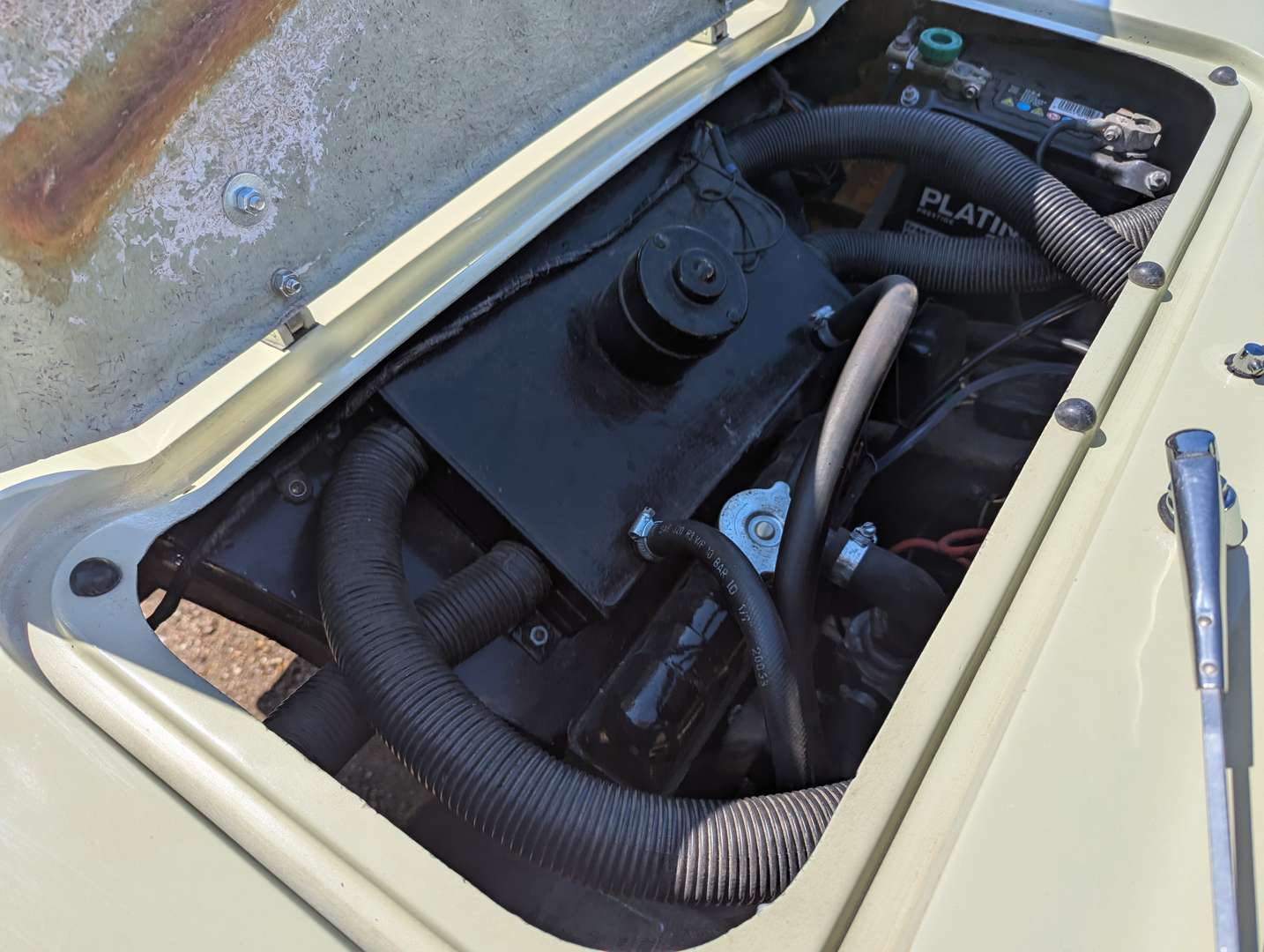 <p>1968 RELIANT REGAL 3/25 DELUXE</p>
