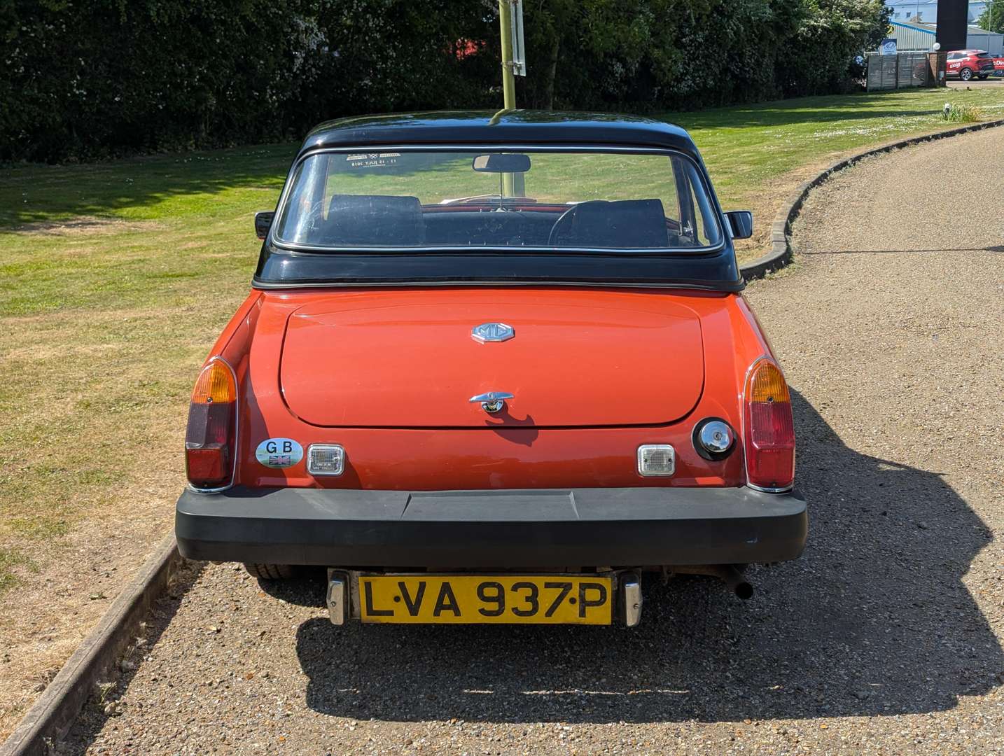 <p>1976 MG MIDGET 1500</p>