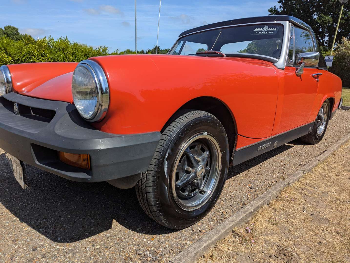 <p>1976 MG MIDGET 1500</p>