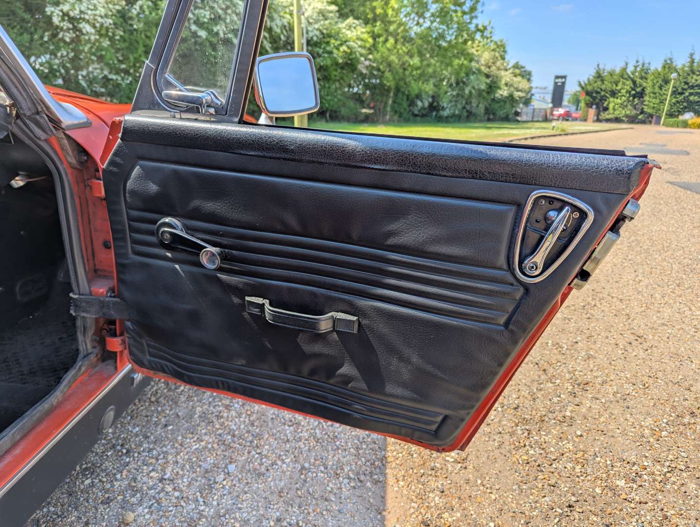 <p>1976 MG MIDGET 1500</p>