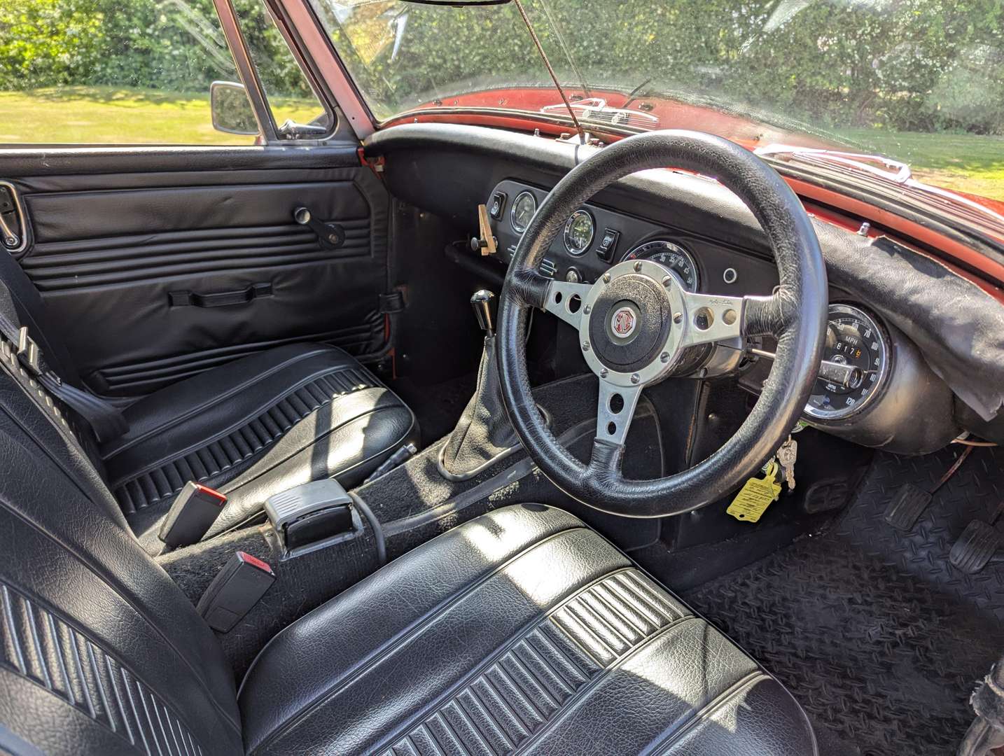 <p>1976 MG MIDGET 1500</p>
