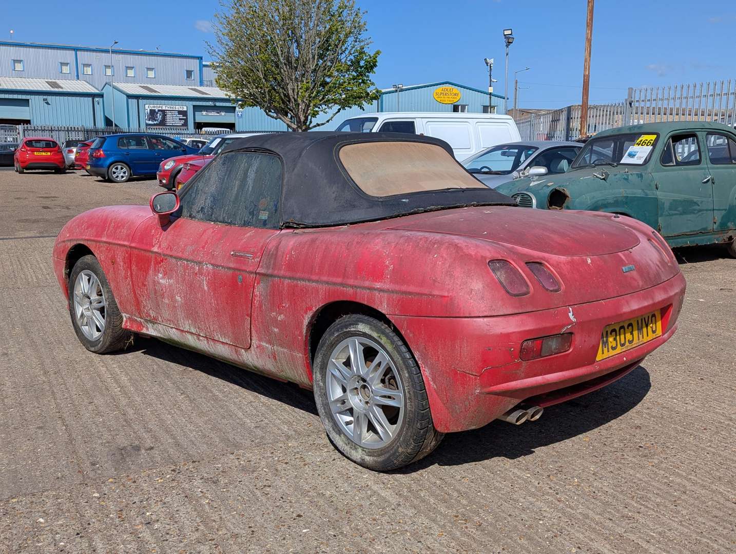 <p>1995 FIAT BARCHETTA LHD</p>
