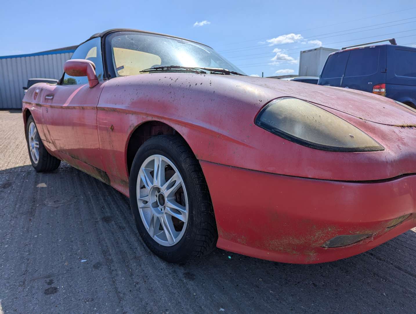 <p>1995 FIAT BARCHETTA LHD</p>