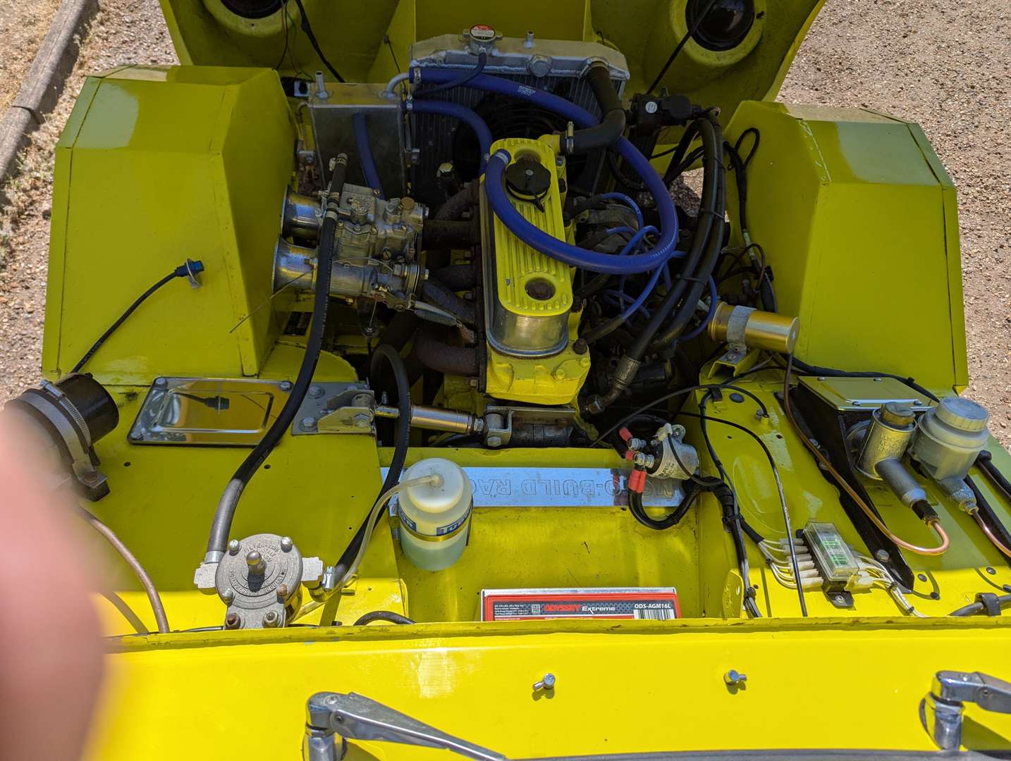<p>1973 MG ASHLEY</p>