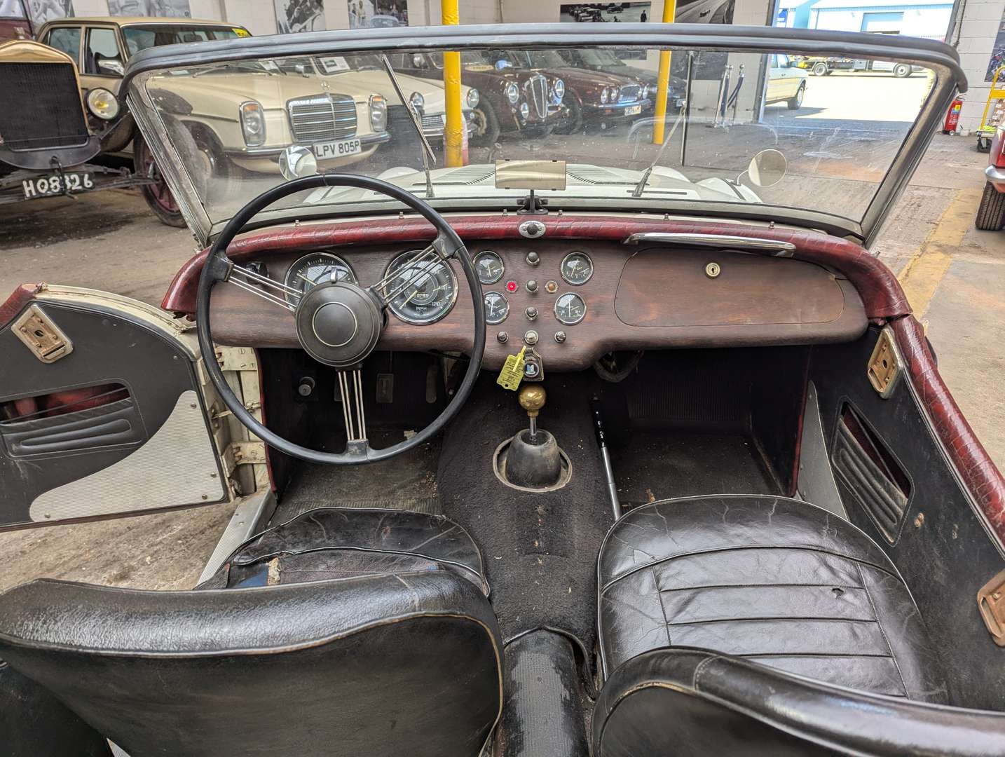 <p>1959 TRIUMPH TR3 LHD</p>