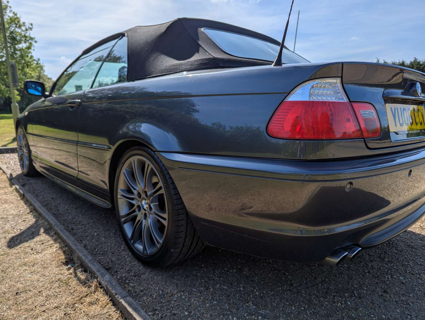 <p>2006 BMW 320 CI CONVERTIBLE AUTO 26,000 MILES</p>