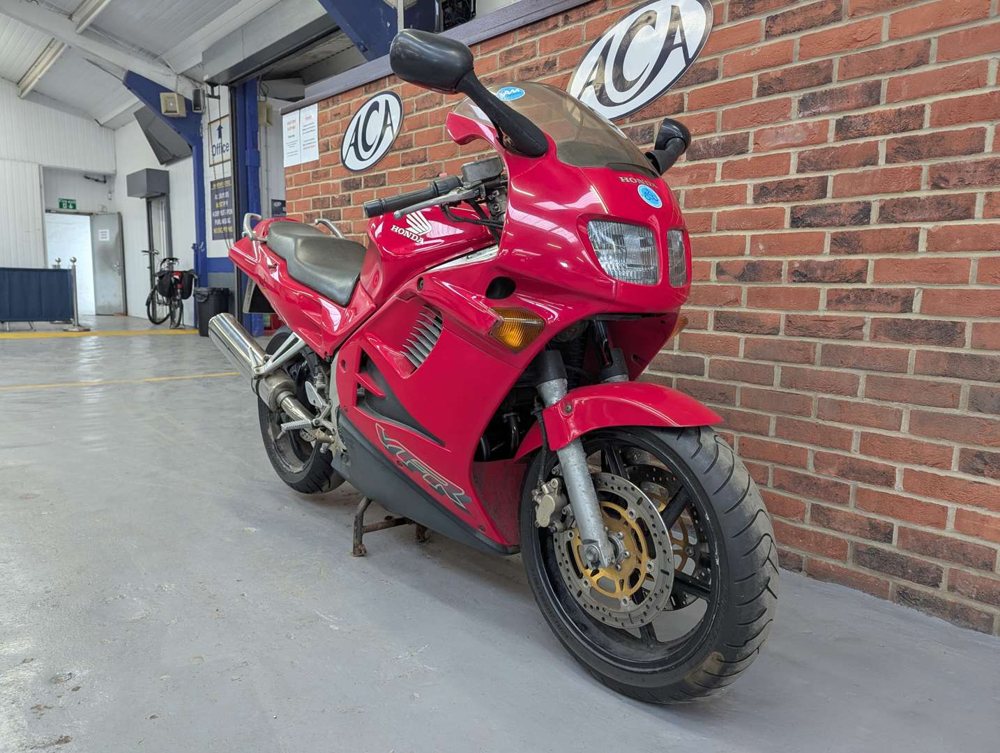 <p>1997 HONDA VFR 750 F</p>