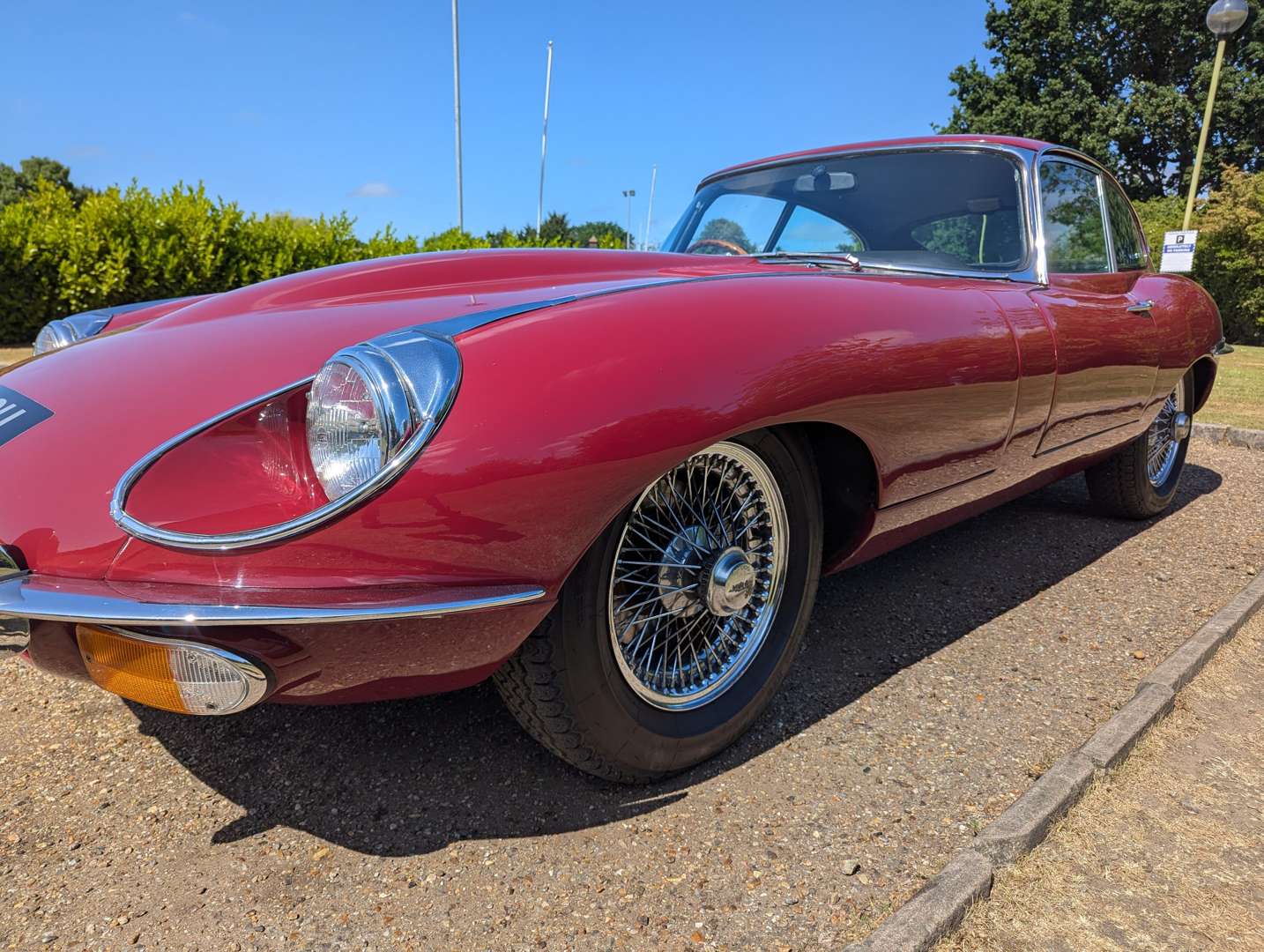 <p>1969 JAGUAR E-TYPE FHC SERIES II</p>