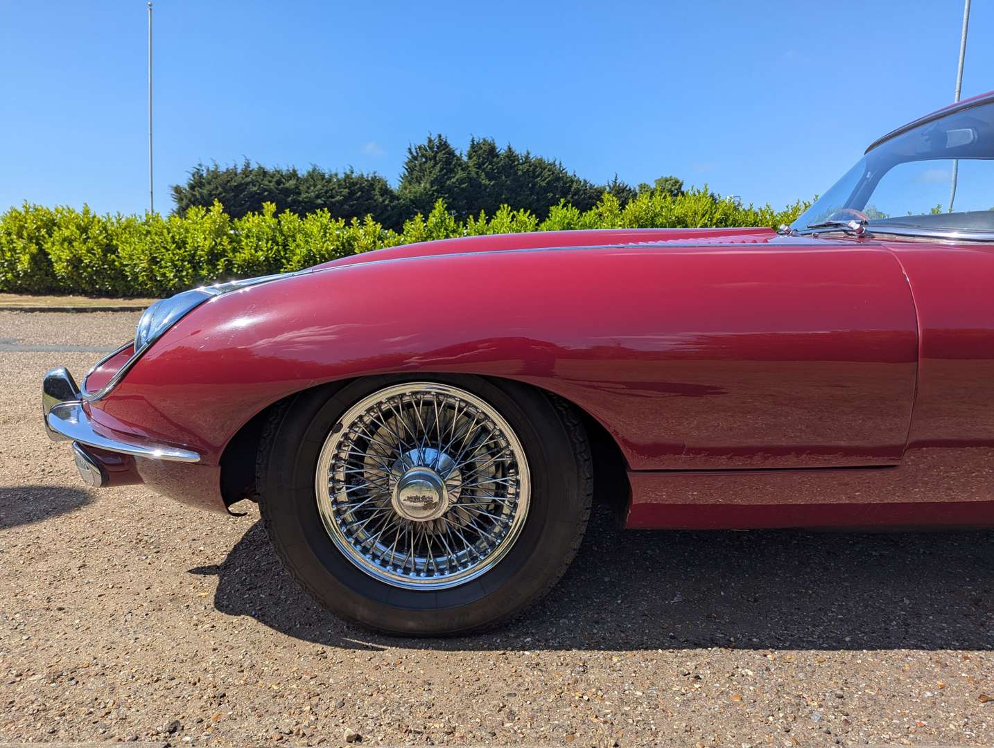 <p>1969 JAGUAR E-TYPE FHC SERIES II</p>
