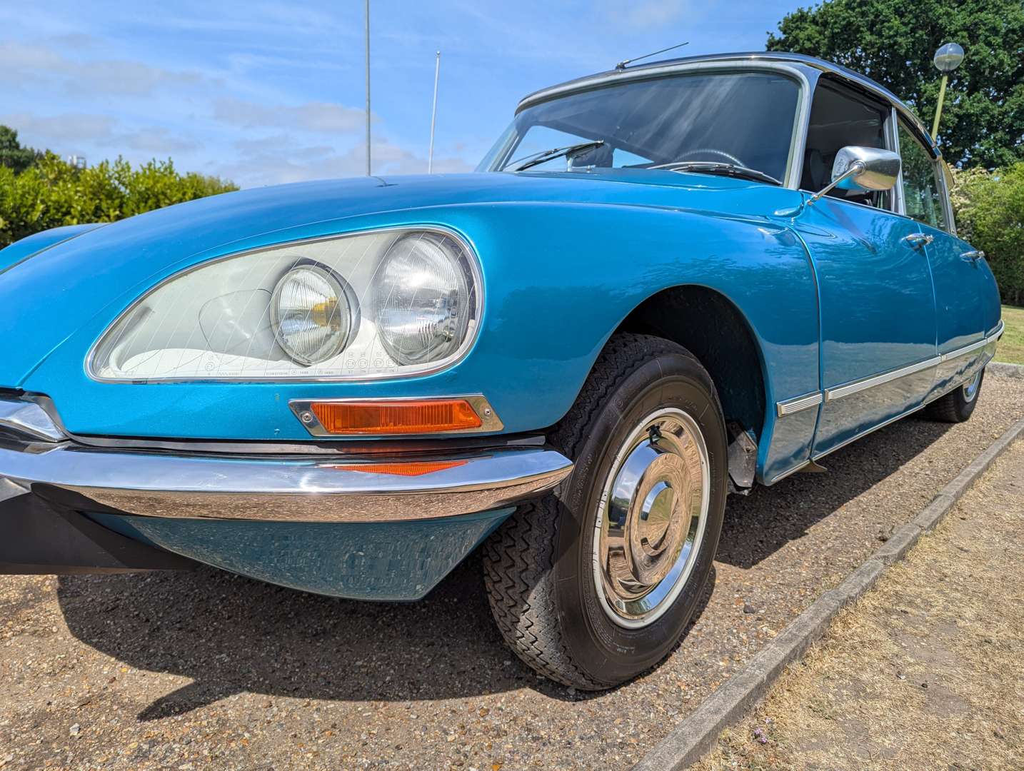 <p>1968 CITROEN DS21 PALLAS LHD</p>