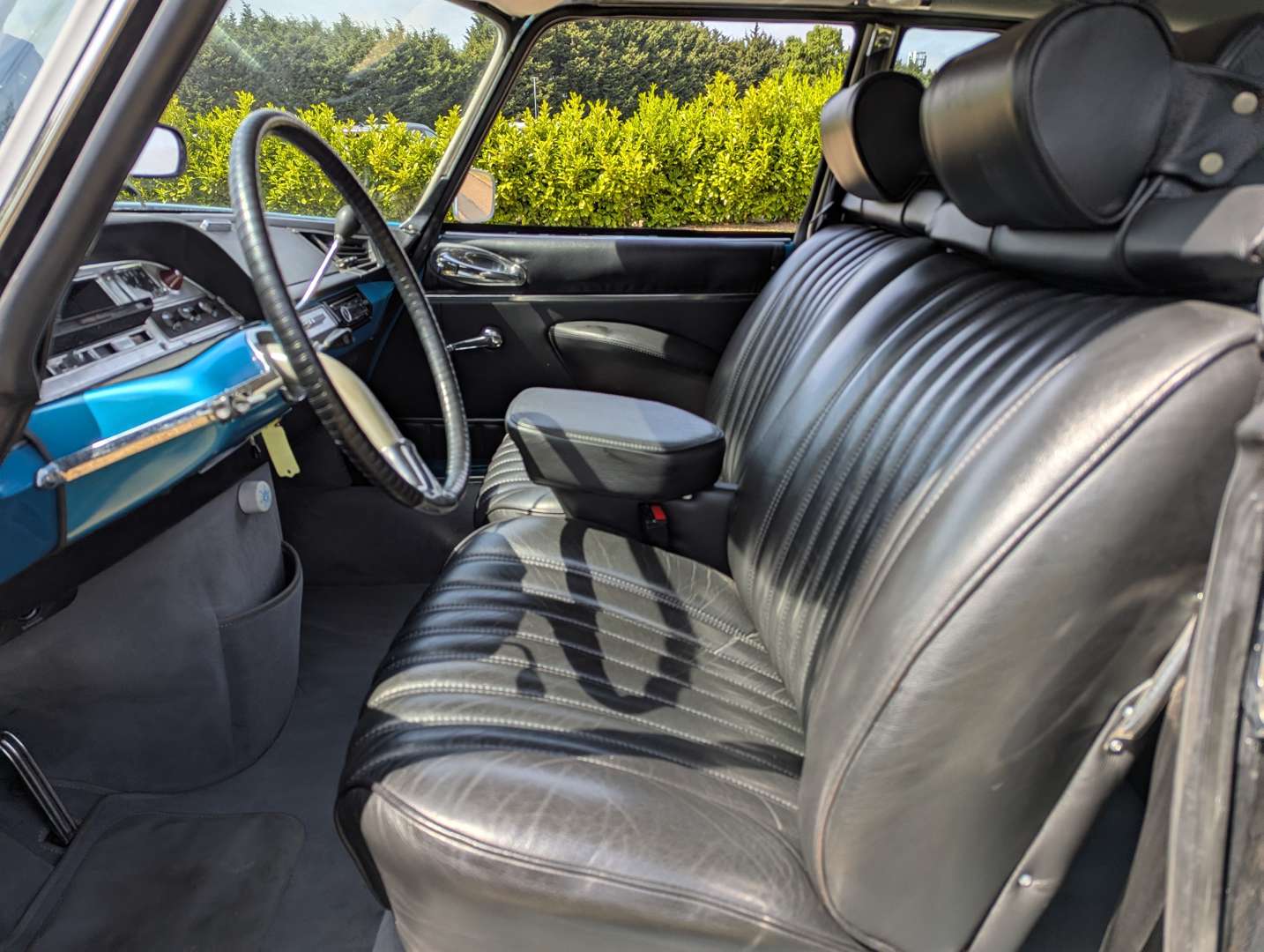 <p>1968 CITROEN DS21 PALLAS LHD</p>