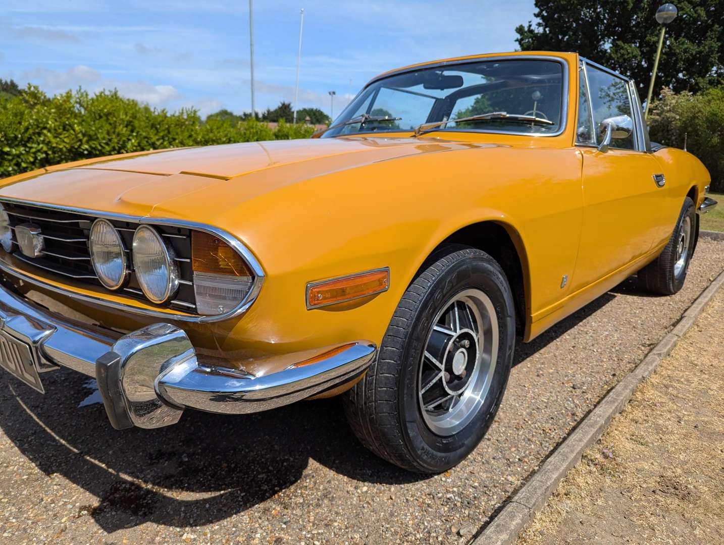 <p>1972 TRIUMPH STAG</p>