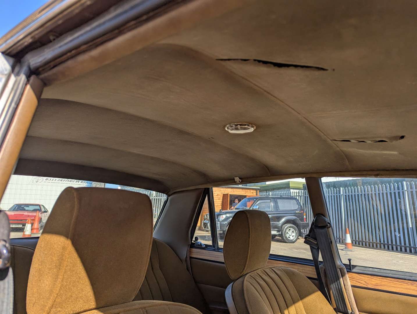 <p>1976 ROVER P6B 3500 VIP AUTO</p>