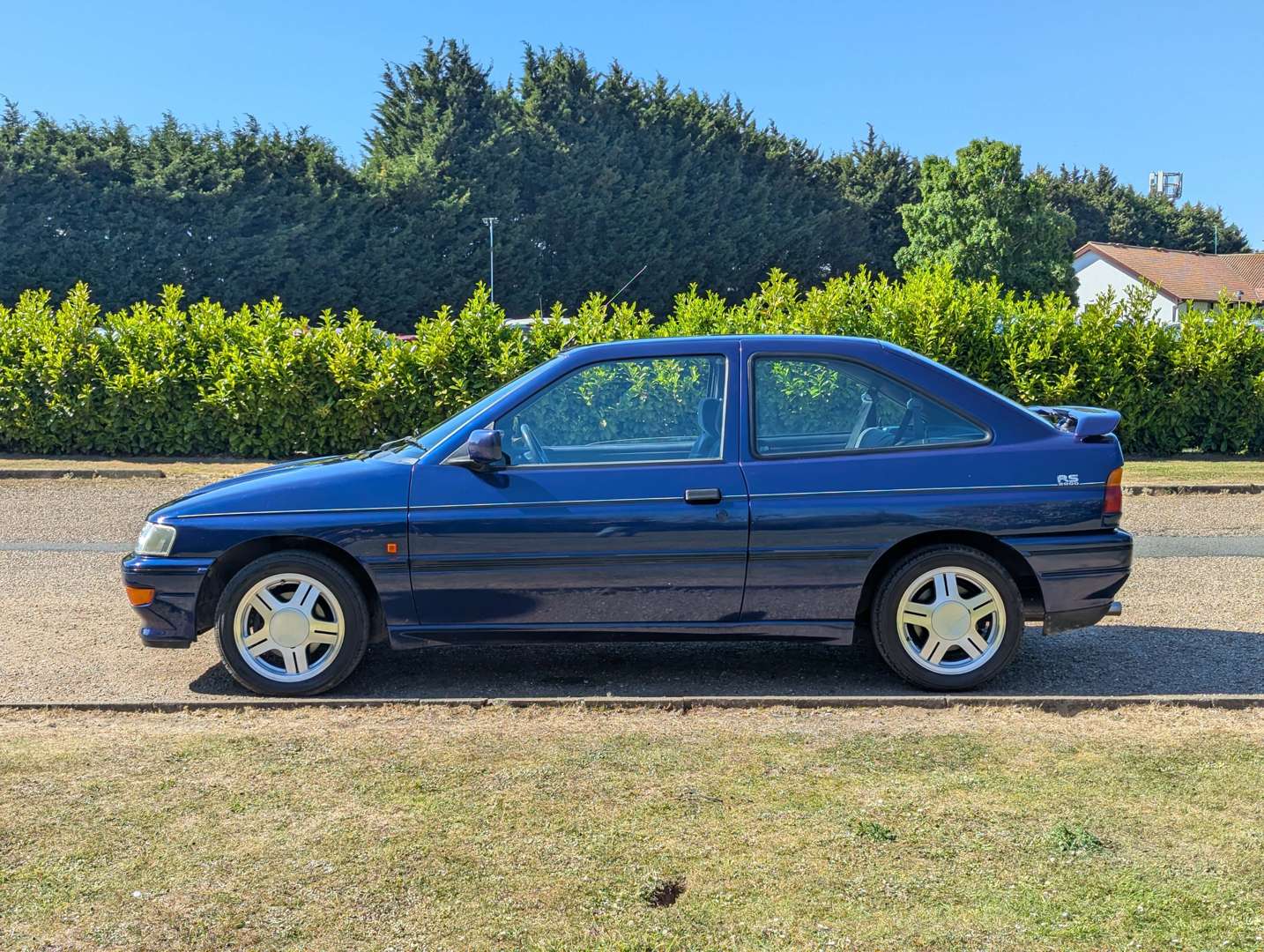 <p>1992 FORD ESCORT RS 2000</p>
