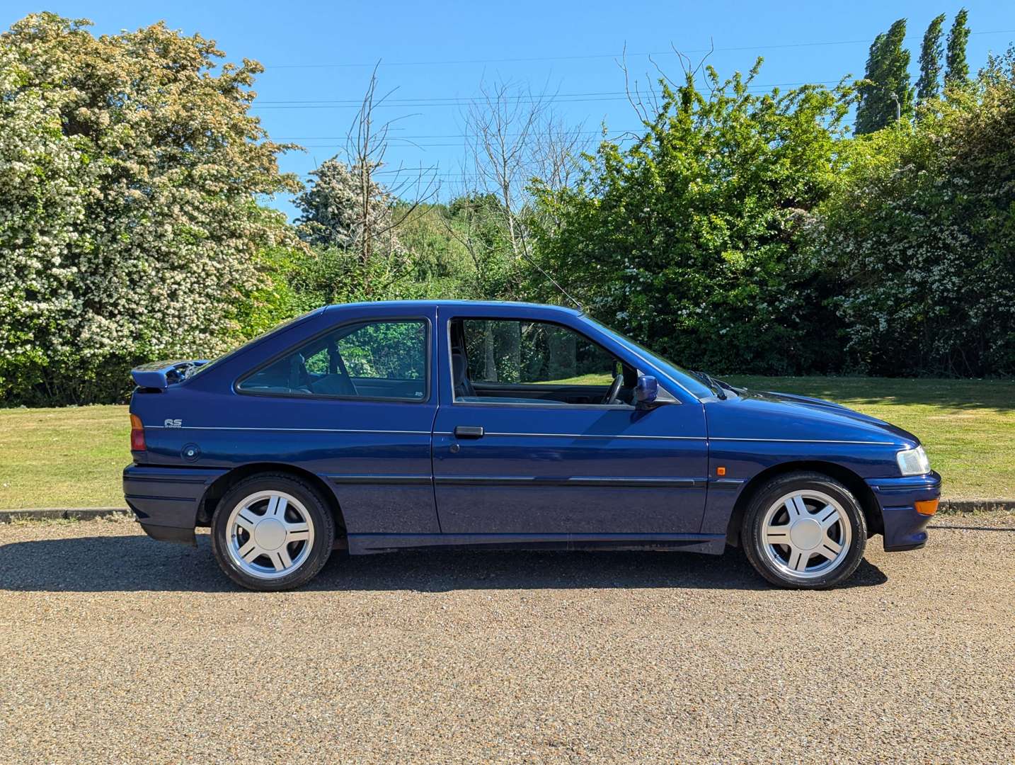 <p>1992 FORD ESCORT RS 2000</p>