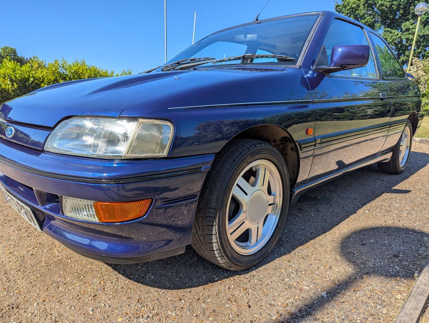 <p>1992 FORD ESCORT RS 2000</p>