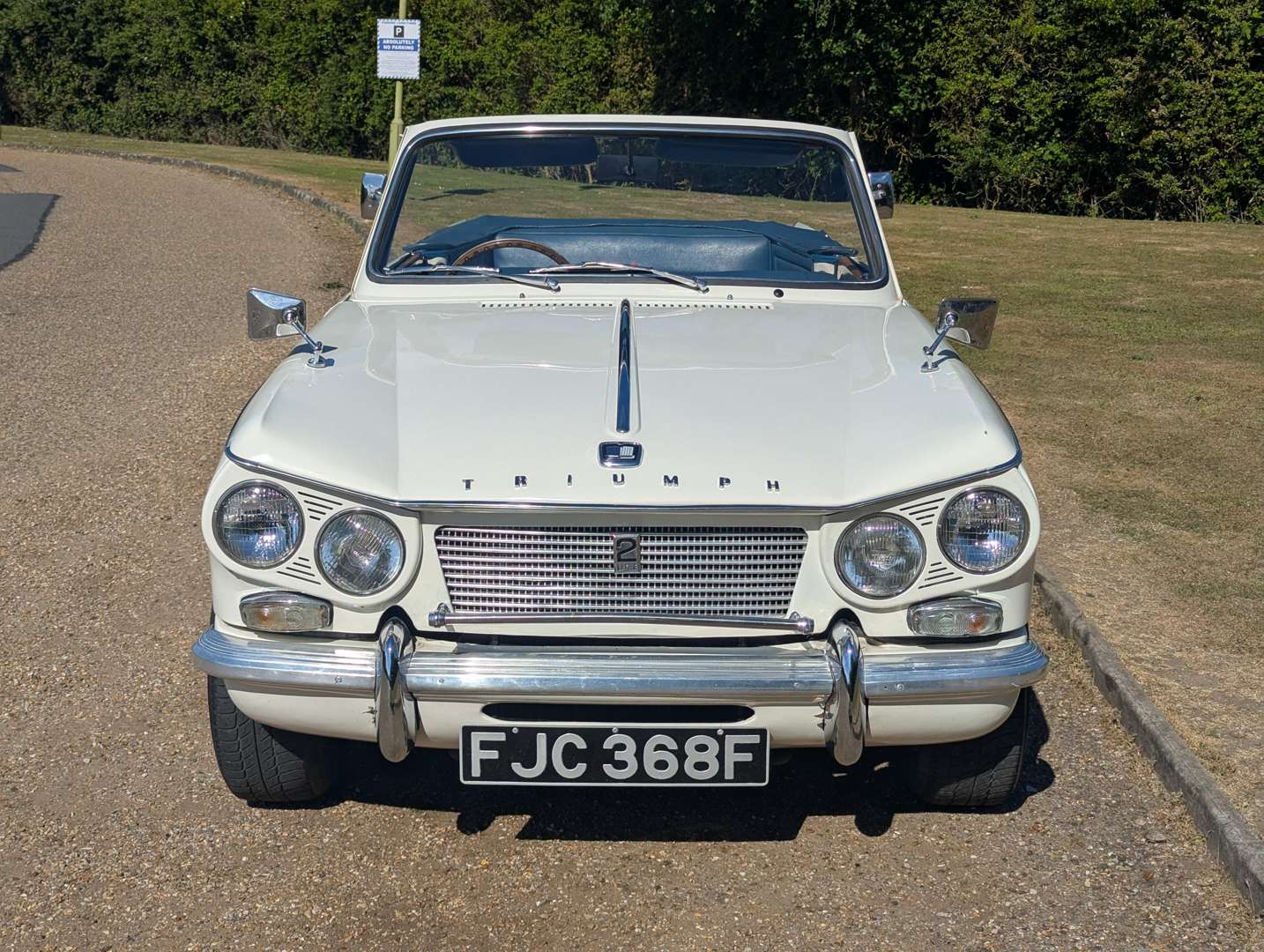 <p>1968 TRIUMPH VITESSE CONVERTIBLE</p>