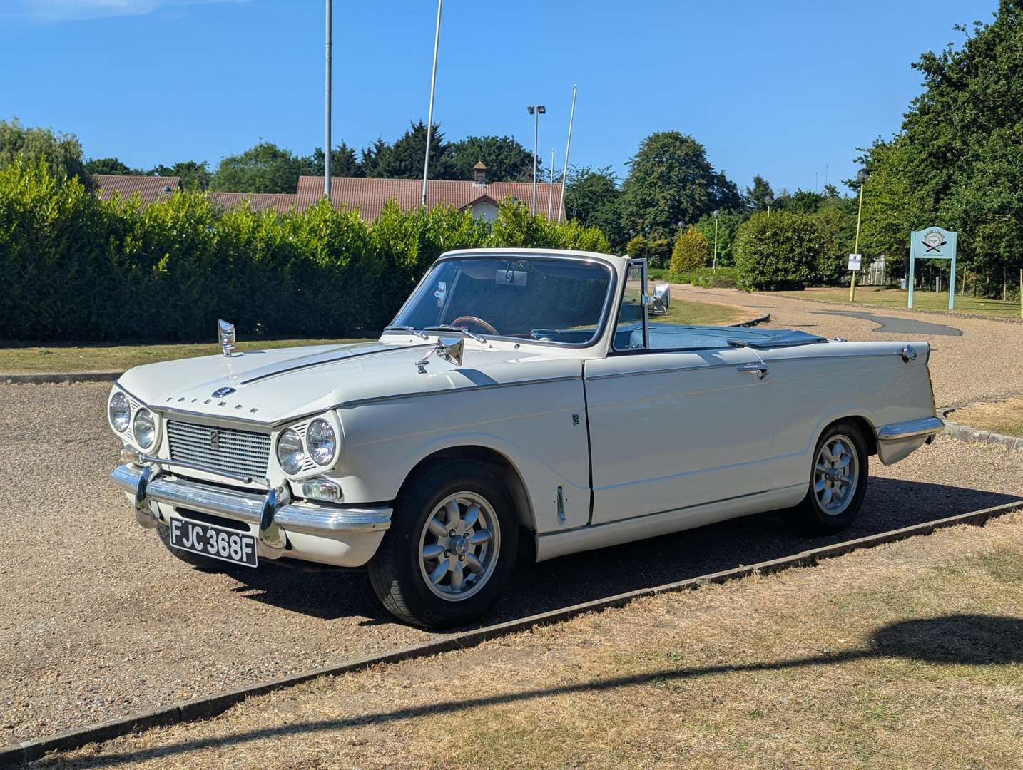 <p>1968 TRIUMPH VITESSE CONVERTIBLE</p>