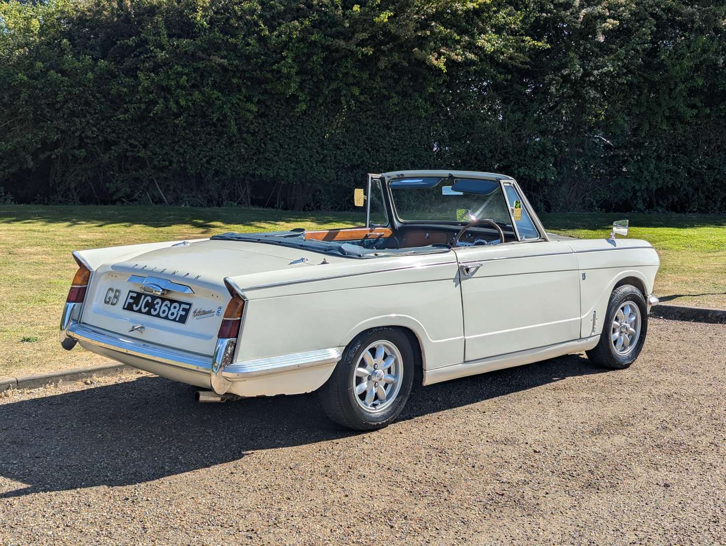 <p>1968 TRIUMPH VITESSE CONVERTIBLE</p>