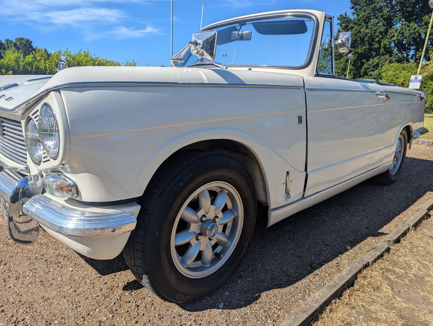 <p>1968 TRIUMPH VITESSE CONVERTIBLE</p>